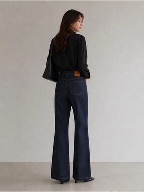 LVIR Flared Denim Pants Dark Navy Womens Medium 29x33 NWT Quiet Luxury